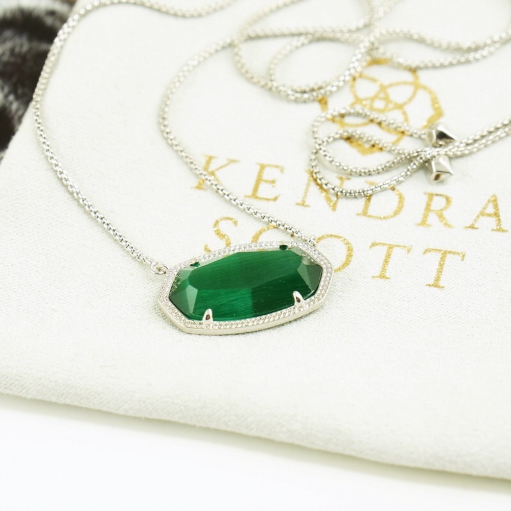 Kendra Scott Delaney necklace cat's eye emerald SV